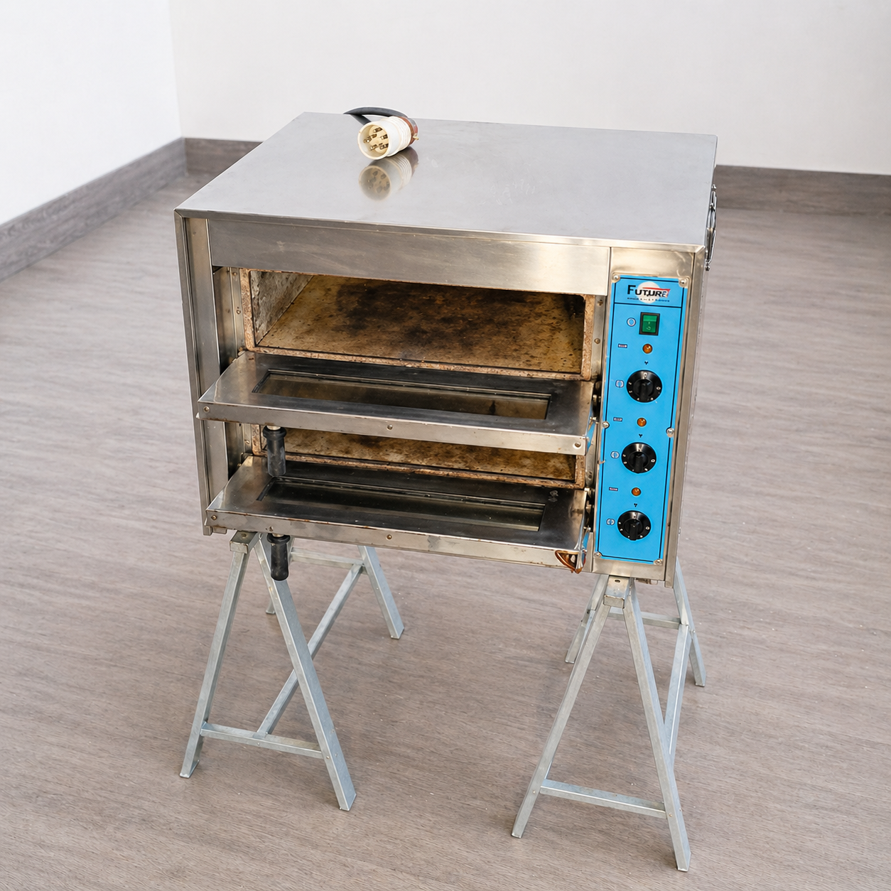 Forno elettrico 2 camere per pizzeria ; ( camera 50x50x13 ) ; 380 V ; L 72 P 63 H 53 , usato per ristorazione Attrezzatura da ristorazione usata Sd Service Store