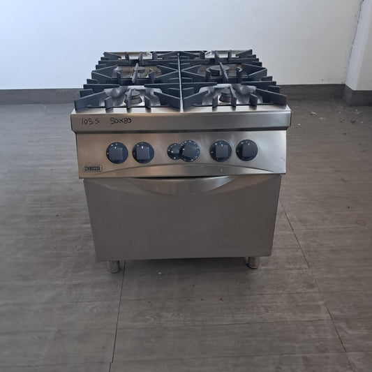 Cucina a gas Zanussi 4 fuochi con forno, L 80 cm, P 90 cm, H 85 cm — usata Attrezzatura da ristorazione usata Sd Service Store