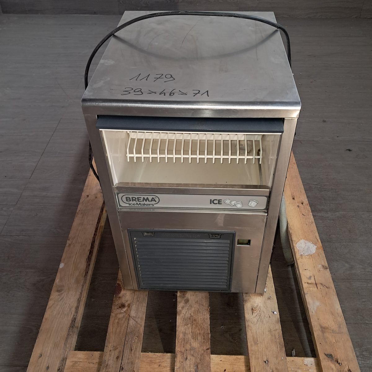 Produttore di ghiaccio Brema a cubetto pieno, 22 kg/giorno, L 39 cm, P 46 cm, H 71 cm — usato Attrezzatura da ristorazione usata Sd Service Store