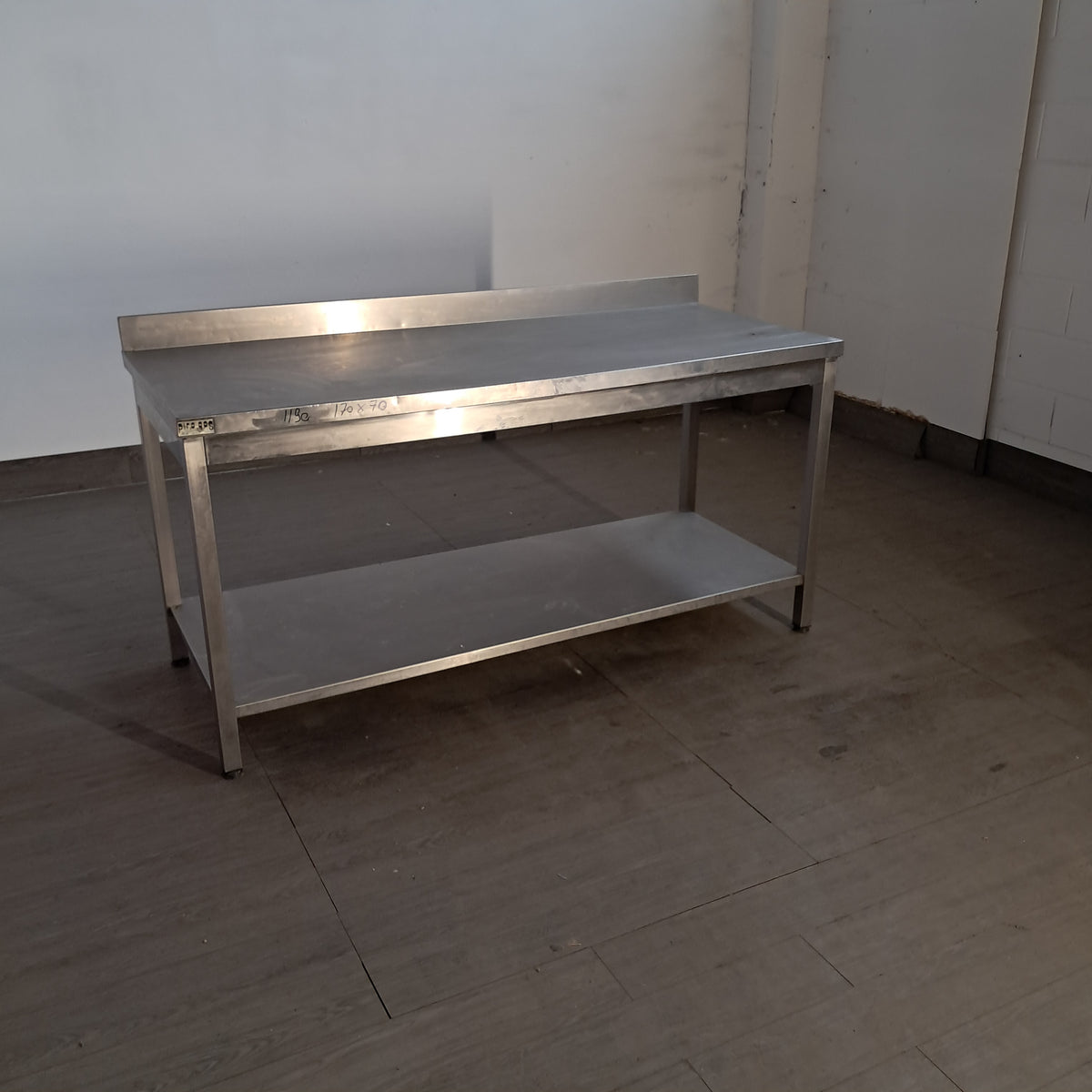 Tavolo inox AISI 304, L 190 cm, P 70 cm, H 85 cm — usato Attrezzatura da ristorazione usata Sd Service Store