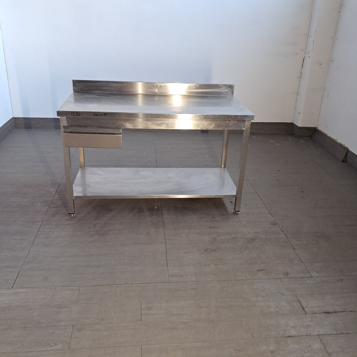 Tavolo in acciaio Aisi 304 con 1 cassetto per ristorante L 140 P 70 H 85