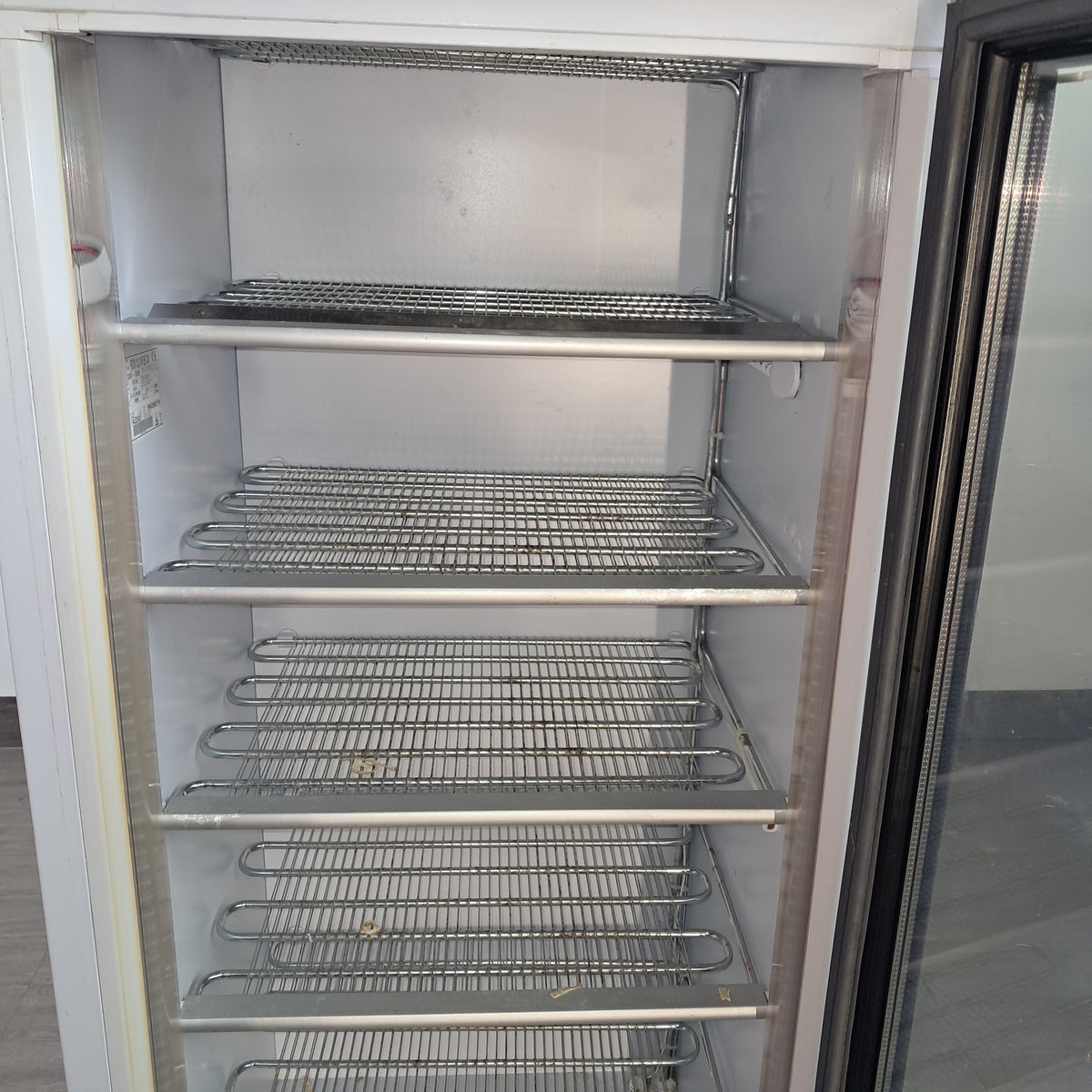 Vetrina congelatore a colonna con porta in vetro, L 65 cm, P 60 cm, H 189 cm — usata Attrezzatura da ristorazione usata Sd Service Store