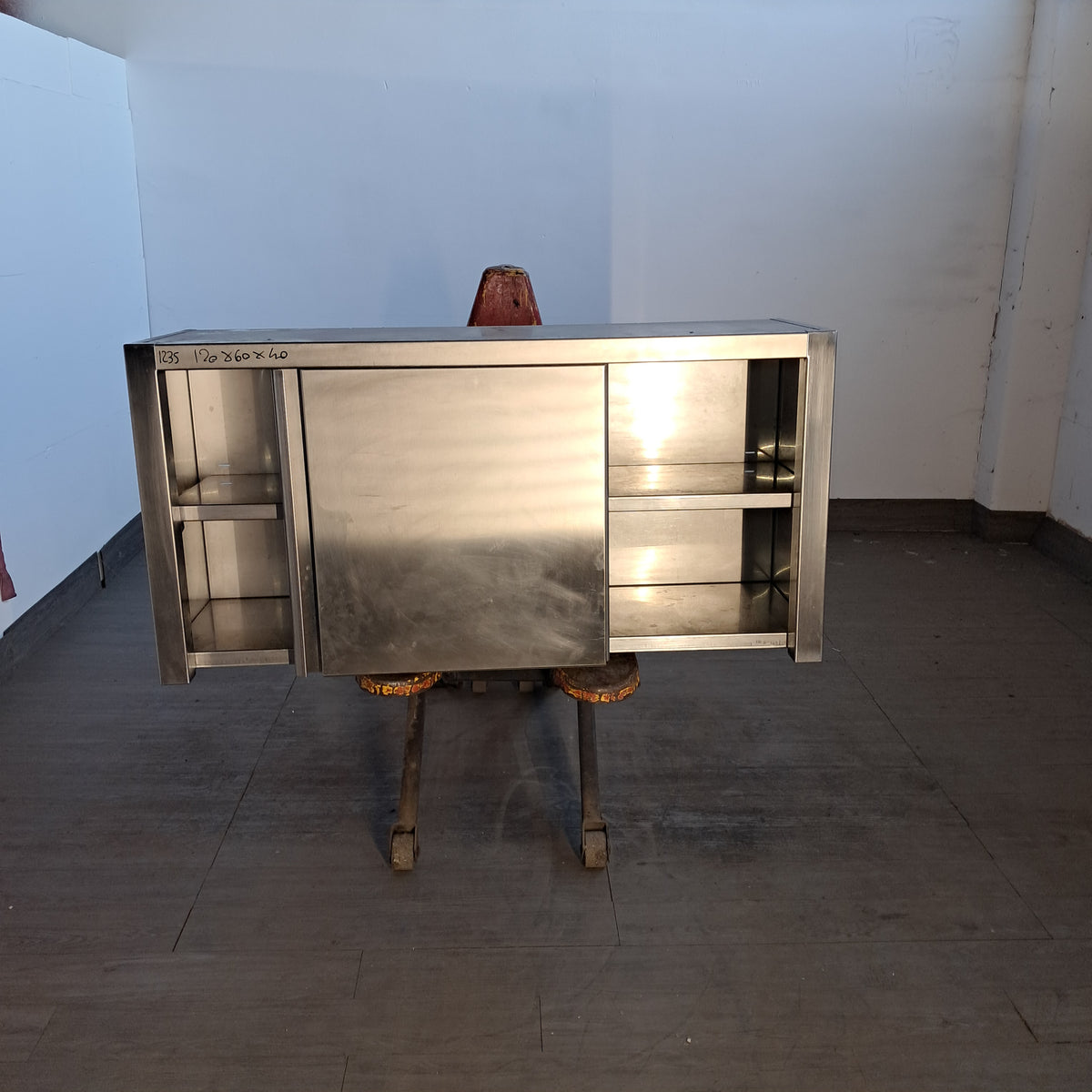 Pensile a muro in acciaio Aisi 304 con 2 sportelli L 120 P 40 H 60