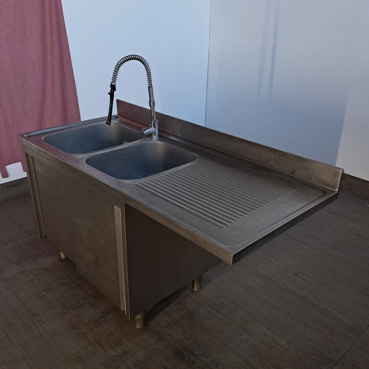 Lavandino a 2 vasche 50 × 40 × 30 cm con 2 sportelli e vano lavastoviglie, L 160 cm, P 70 cm, H 85 cm — usato Attrezzatura da ristorazione usata Sd Service Store