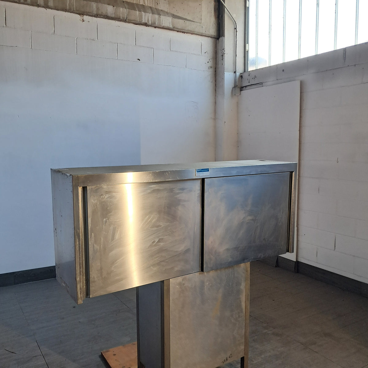 Pensile a muro in acciaio Aisi 304 con 2 sportelli  L 160 P 40 H 66