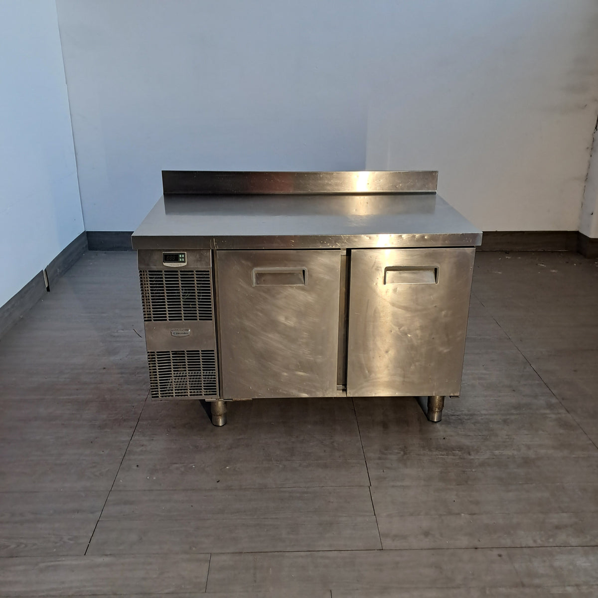 Banco frigorifero negativo inox AISI 304 con 2 sportelli, L 120 cm, P 70 cm, H 85 cm — usato Attrezzatura da ristorazione usata Sd Service Store