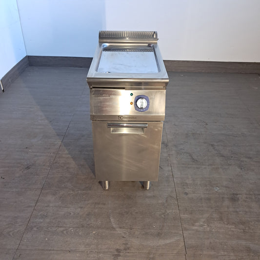 Piastra elettrica liscia Electrolux, 380 V, L 40 cm, P 70 cm, H 85 cm — usata Attrezzatura da ristorazione usata Sd Service Store