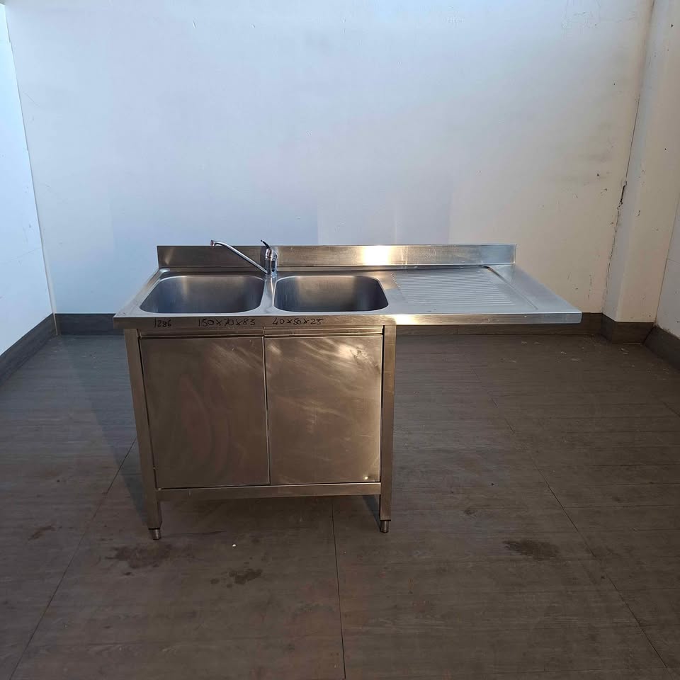 Lavandino 2 vasche 50 × 40 × 25 per ristorante con spazio lavastoviglie a pavimento L 150 P 70 H 85 Attrezzatura da ristorazione usata Sd Service Store