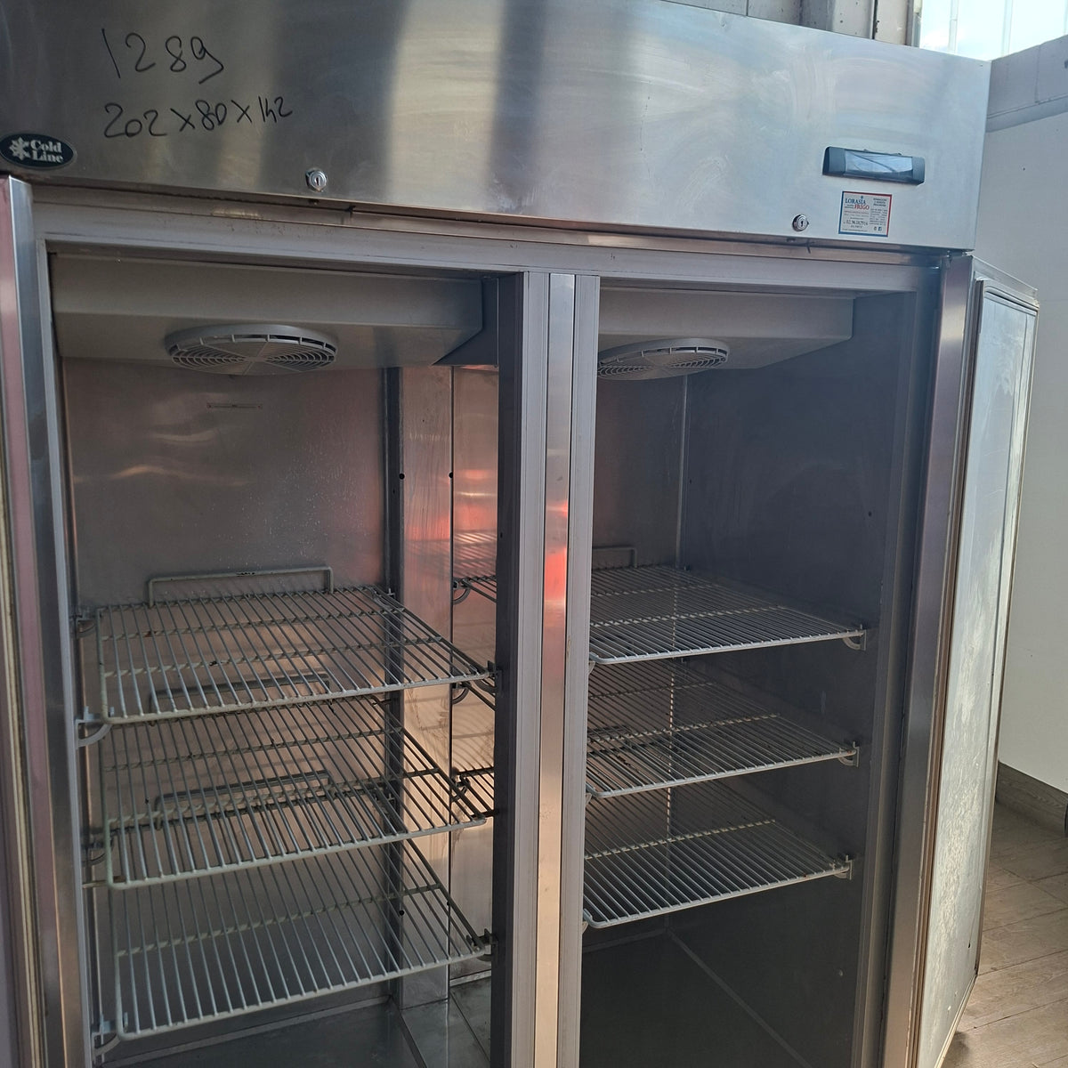 Frigorifero doppia anta 1400 lt (L142 P 80 H 202) — usato Attrezzatura da ristorazione usata Sd Service Store