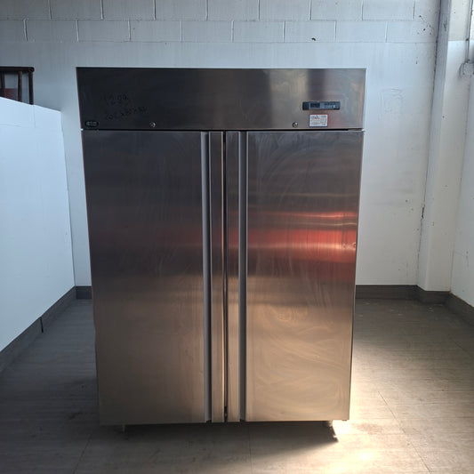 Frigorifero per ristorante doppia anta 1400 lt (L142 P 80 H 202) Attrezzatura da ristorazione usata Sd Service Store