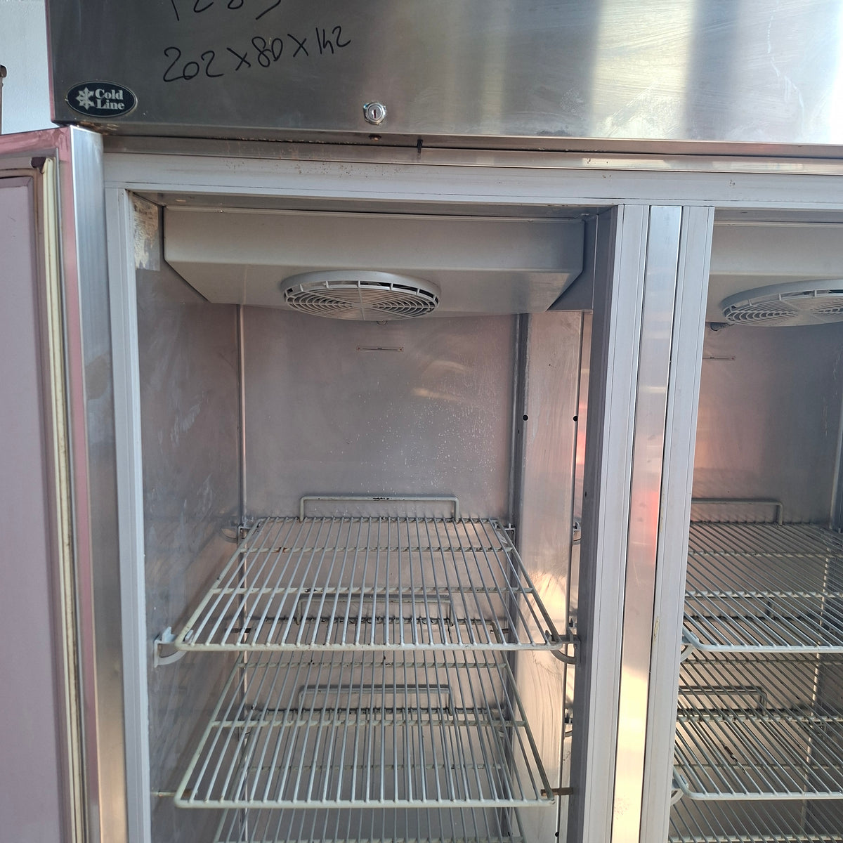 Frigorifero doppia anta 1400 lt (L142 P 80 H 202) — usato Attrezzatura da ristorazione usata Sd Service Store