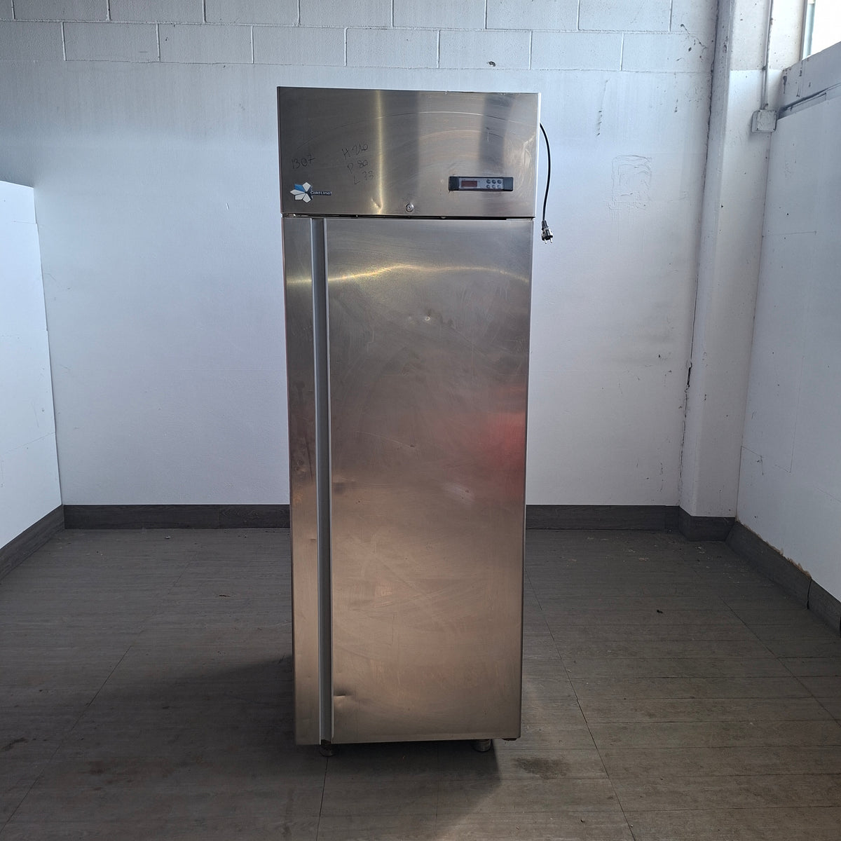 Frigorireto in acciaio per ristorante (700 LT) L 73 P 80 H 210