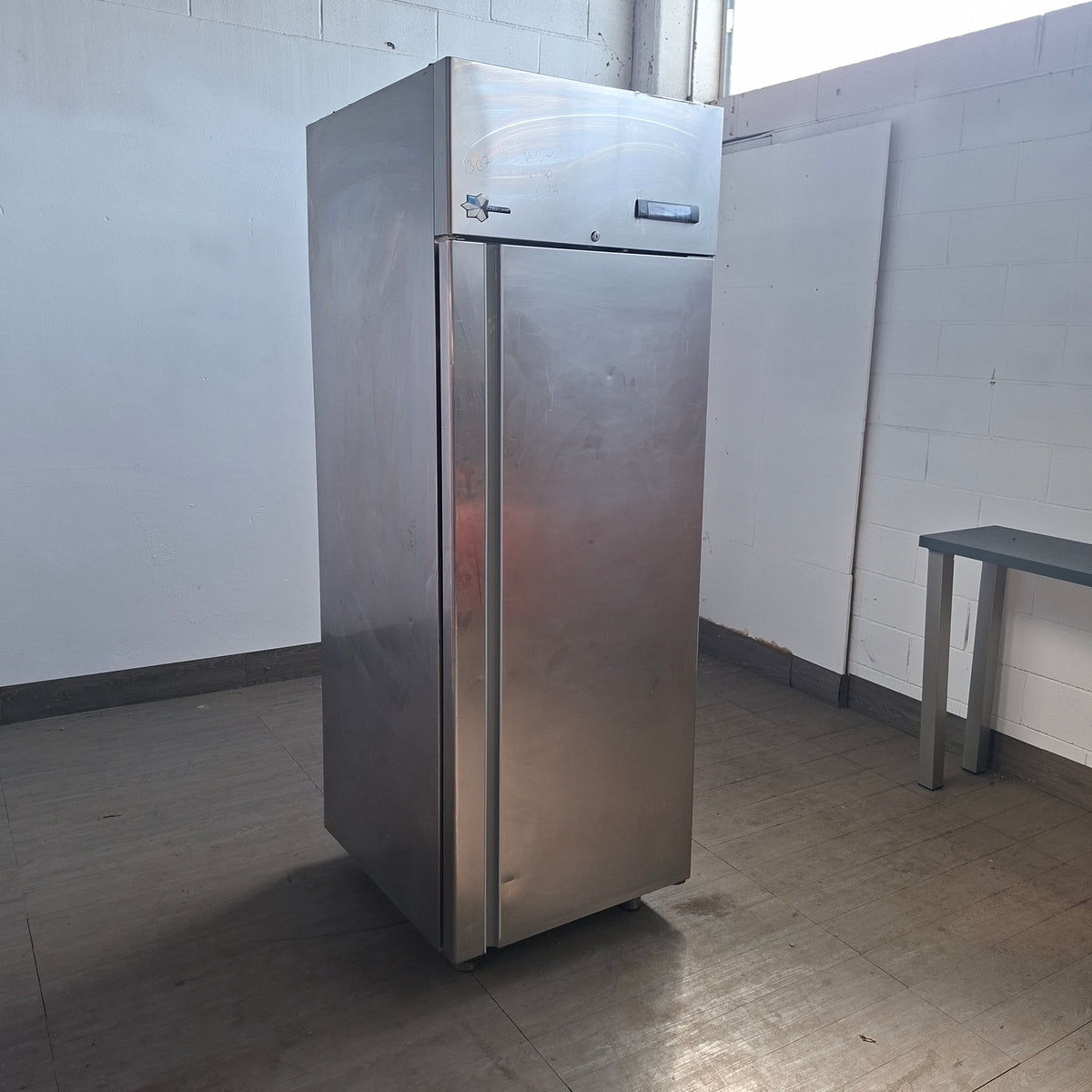 Frigorireto in acciaio per ristorante (700 LT) L 73 P 80 H 210