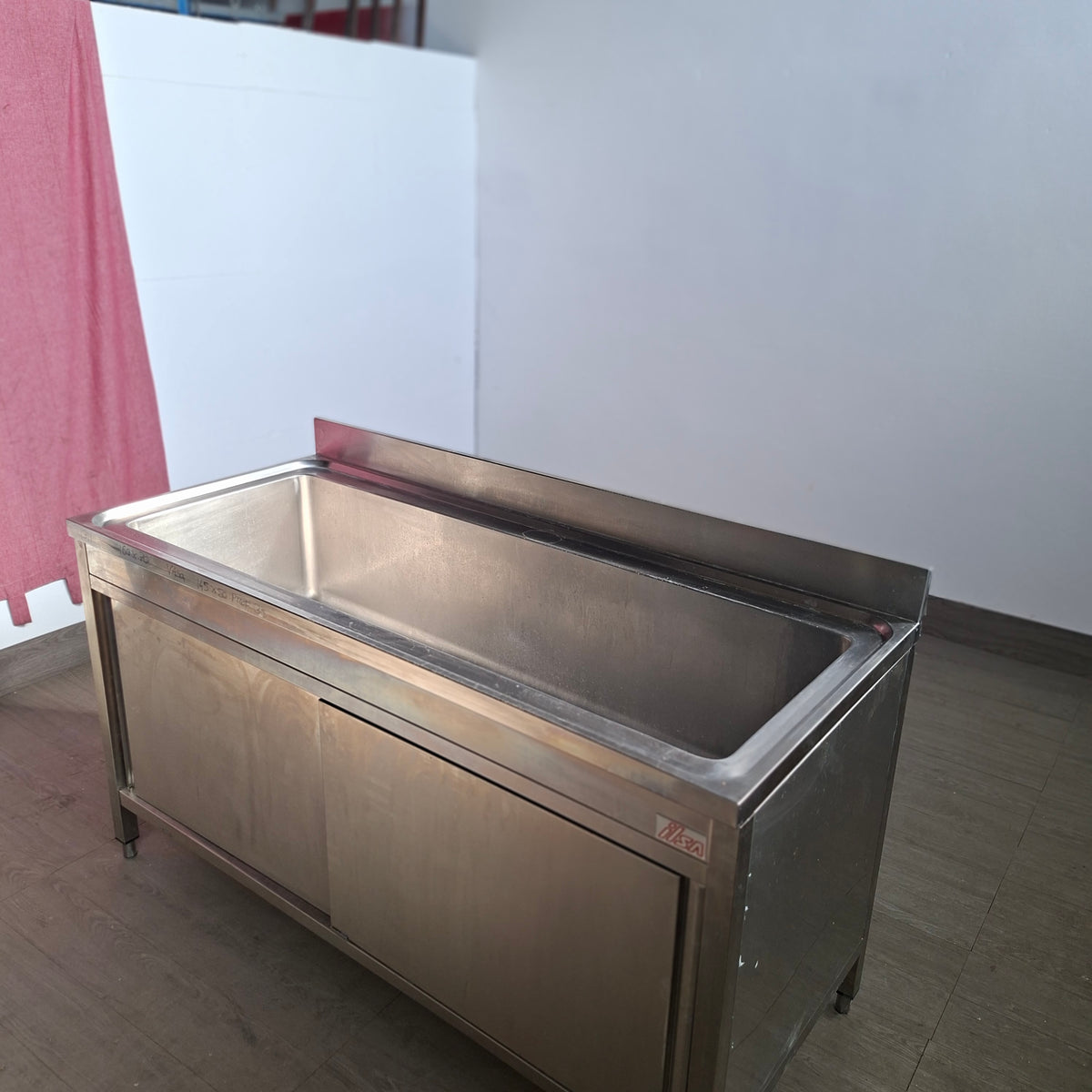Lavandino armadiato per ristorante (vasca unica grande 145x50x35) L 160 P 70 H 85