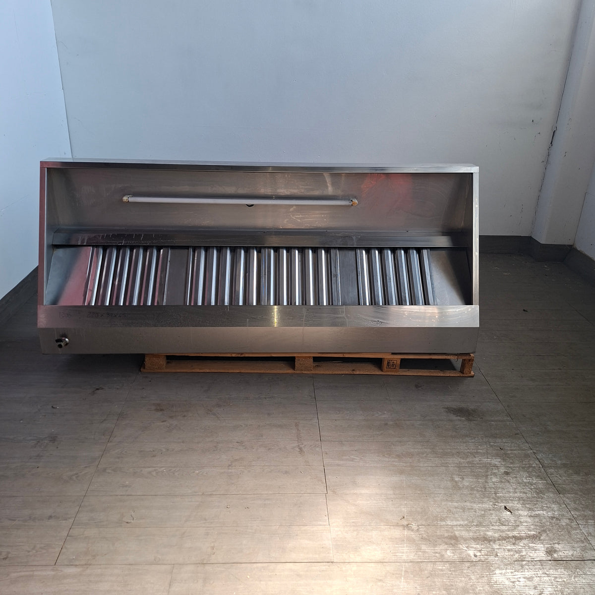 Cappa aspirante per ristorante con motore ( L 220 P 90 H 45) (220 W)