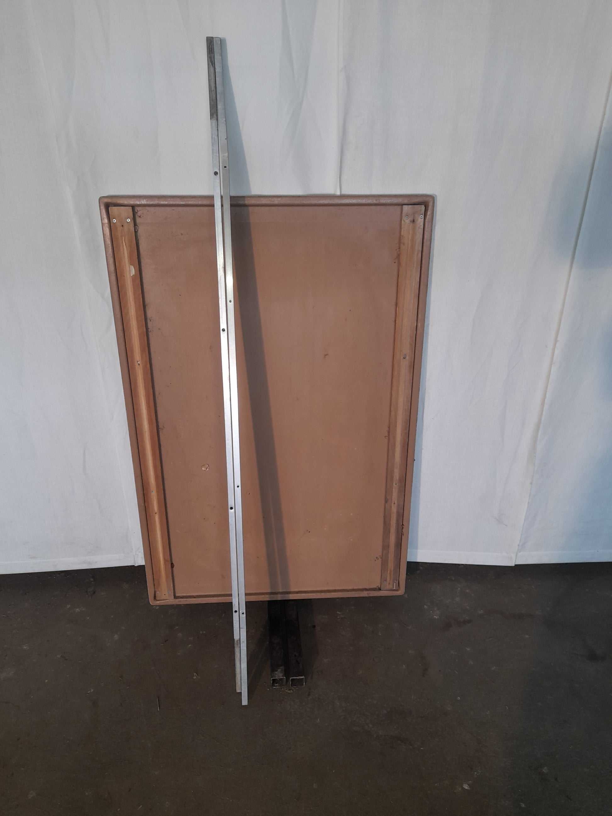 8 piani per tavoli usati ( marca WERZALIT ) 120x80 con supporti per prolunghe  (consigliato utilizzo con tovagliato o da riverniciare) col bianco Attrezzatura da ristorazione usata Sd Service Store   