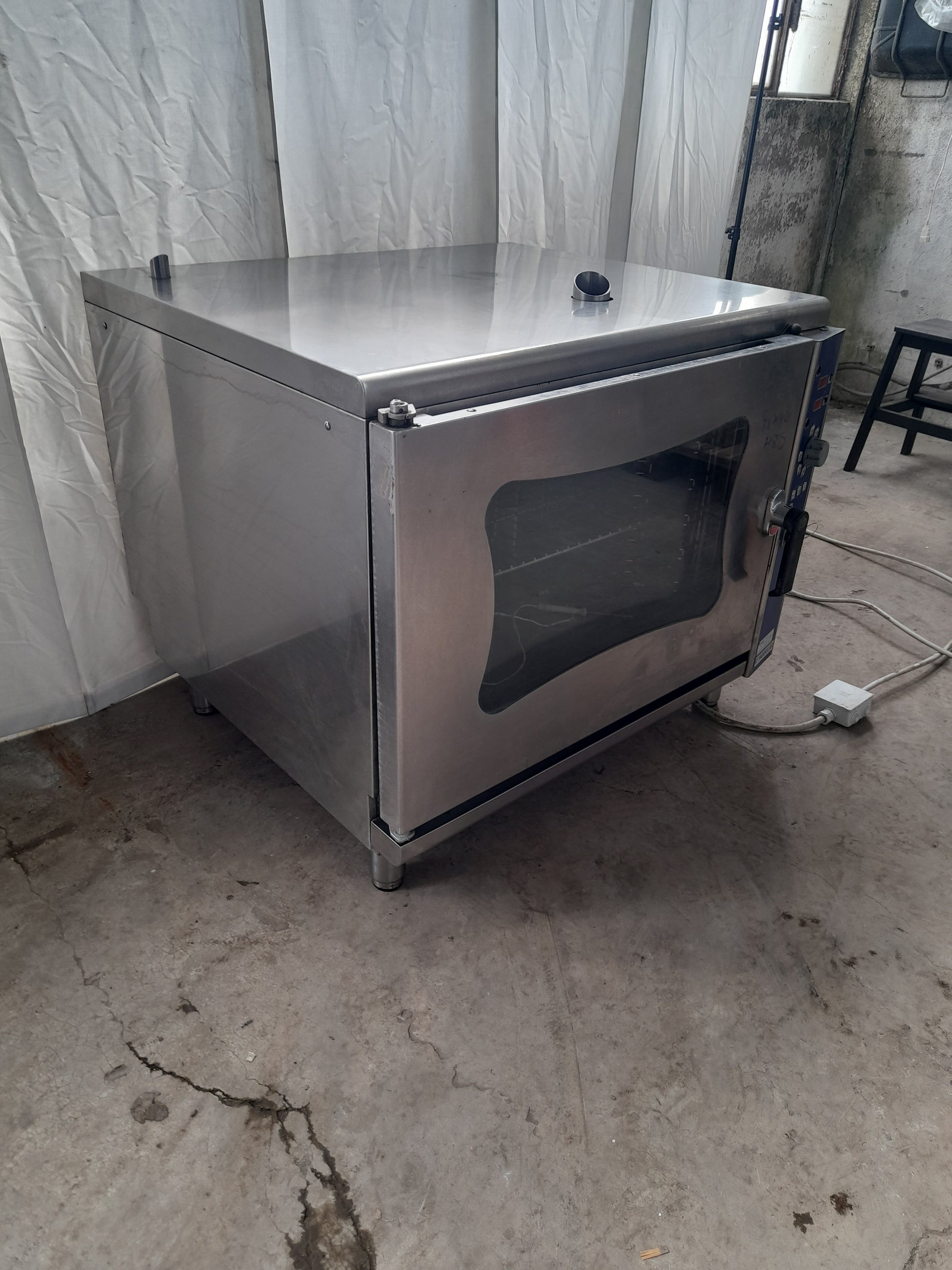 Forno usato Marca Modular 6 teglie gastronorm Elettrico ( convenzione e vapore ) in acciaio aisi 304 misure L 98 P 80 Alto 85 Attrezzatura da ristorazione usata Sd Service Store   