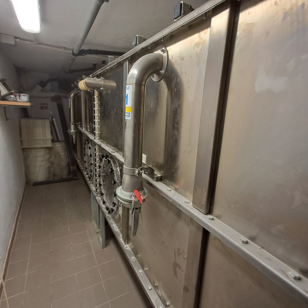 2 silos per farina in acciaio inox AISI 304 — usati per panificio