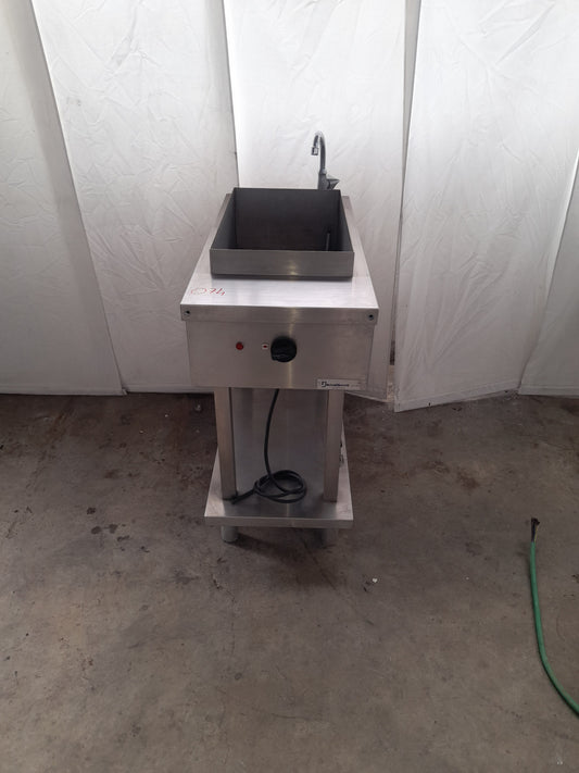 Banco bagnomaria inox AISI 304, 220 V, L 48 cm, P 95 cm, H 90 cm — usato Attrezzatura da ristorazione usata Sd Service Store
