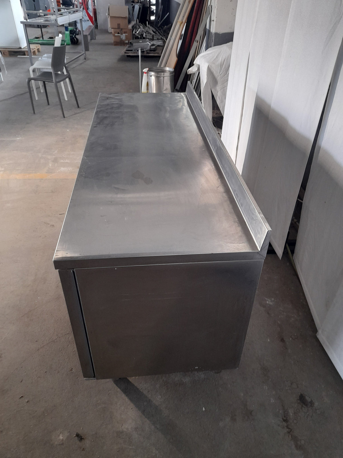 Banco frigorifero positivo in acciaio inox AISI 304, 4 sportelli, motore remoto, L 196 cm, P 70 cm, H 85 cm — usato Attrezzatura da ristorazione usata Sd Service Store