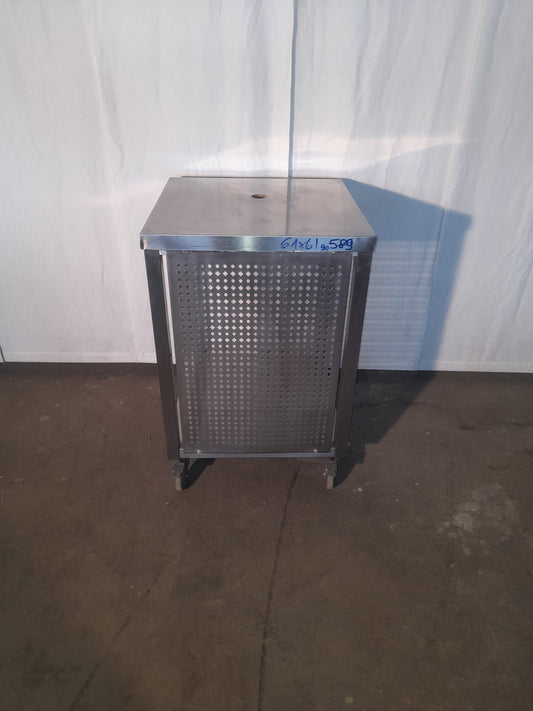 Banco inox AISI 304 con ruote e foro per impianto di spillatura, L 61 cm, P 61 cm, H 90 cm — usato Attrezzatura da ristorazione usata Sd Service Store