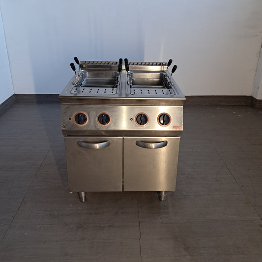 Bollitore elettrico 2 vasche 380 V marca Silko L 90 P 90 H 85 — usato Attrezzatura da ristorazione usata Sd Service Store