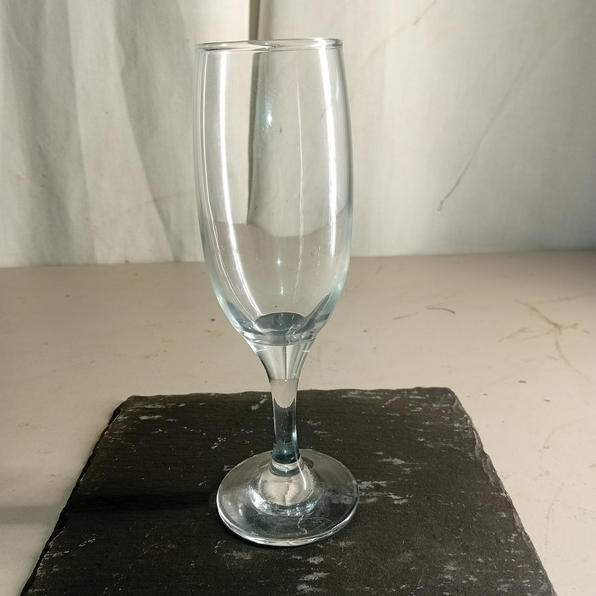 Calici da champagne in vetro, H 18 cm — usati Attrezzatura da ristorazione usata Sd Service Store