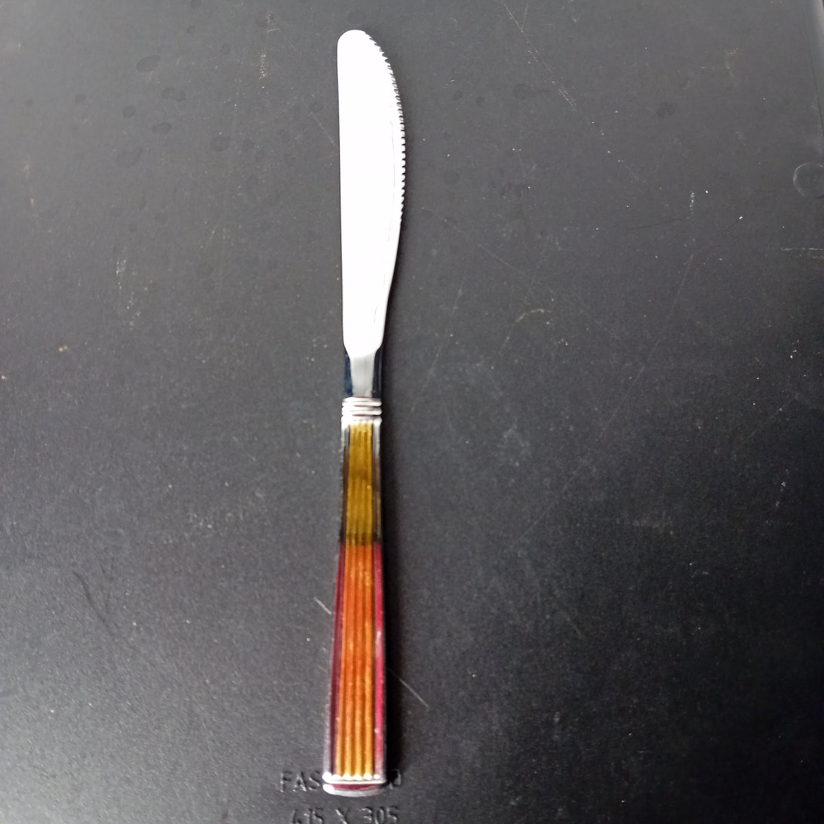Coltelli in acciaio inox con bordatura dorata sul manico — usati Attrezzatura da ristorazione usata Sd Service Store