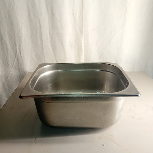 Contenitore Gastronorm GN 1/2, 32 × 26 cm, H 14 cm — usato Attrezzatura da ristorazione usata Sd Service Store