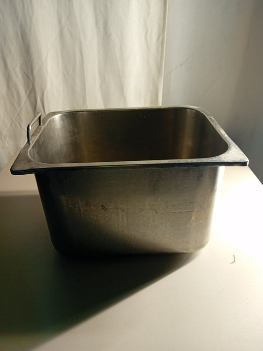 Contenitore Gastronorm GN 1/2 con manico, 32 × 26 cm, H 19 cm — usato Attrezzatura da ristorazione usata Sd Service Store