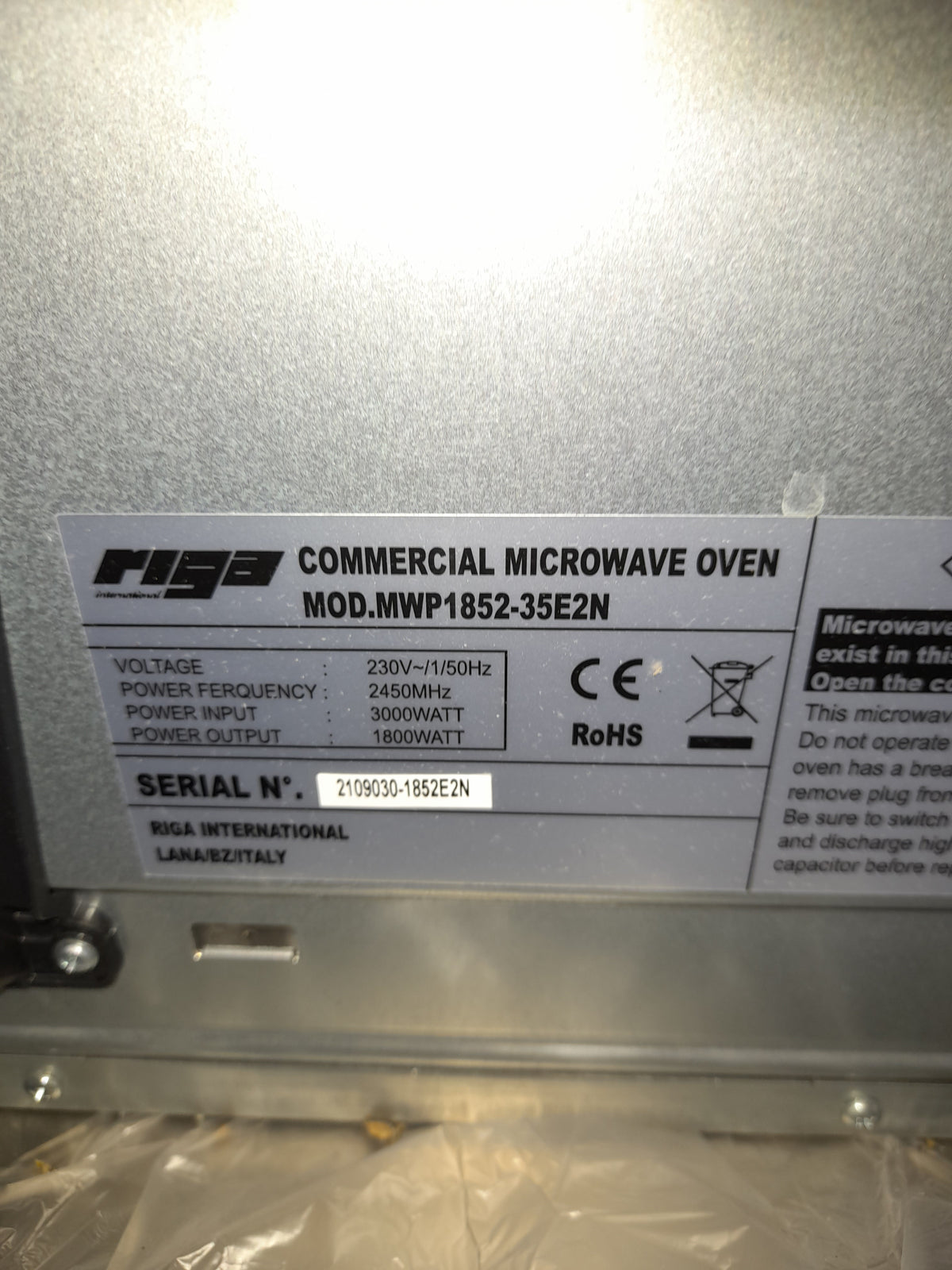 Forno a microonde professionale AISI 304, 220 V, 3 kW, con imballo — usato Attrezzatura da ristorazione usata Sd Service Store