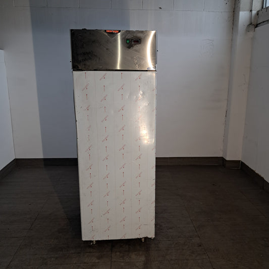 Freezer negativo Tecnodom in AISI 304, −18 °C, L 70 cm, P 70 cm, H 203 cm — usato Attrezzatura da ristorazione usata Sd Service Store