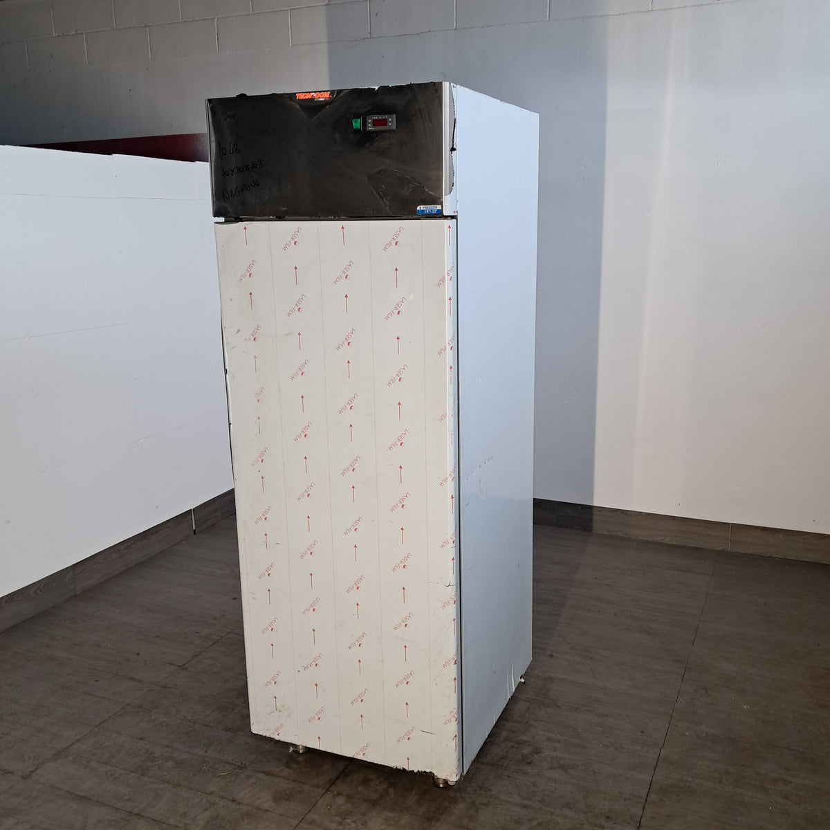 Freezer negativo Tecnodom in AISI 304, −18 °C, L 70 cm, P 70 cm, H 203 cm — usato Attrezzatura da ristorazione usata Sd Service Store