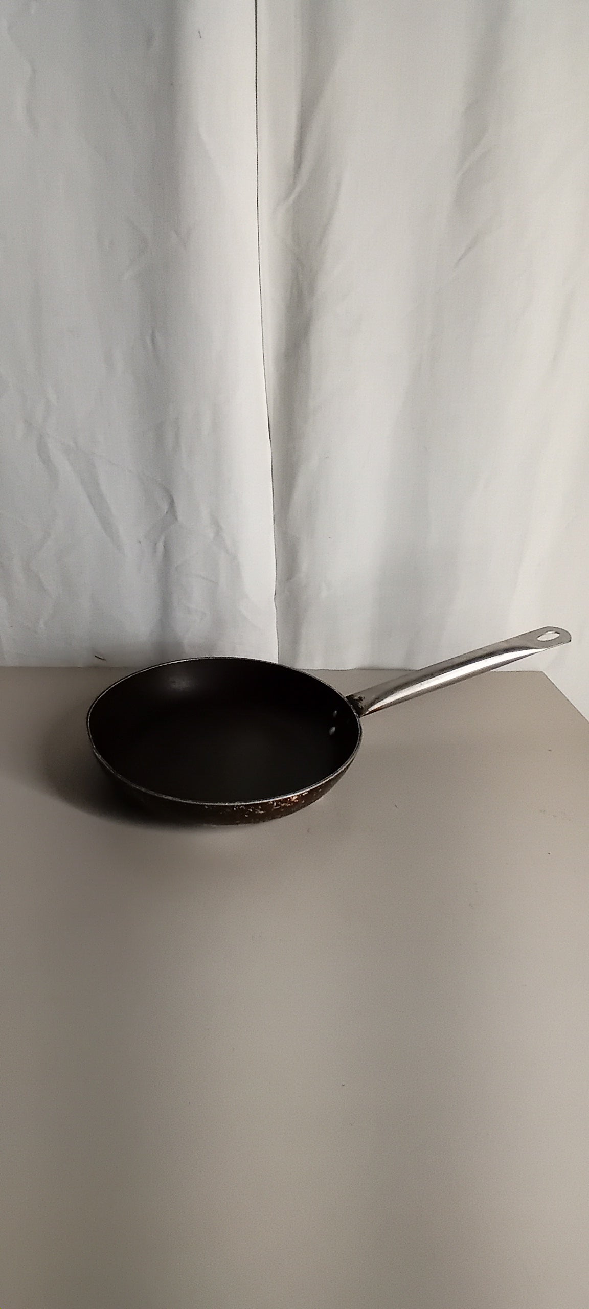 Padella professionale in alluminio con manico, Ø 24 cm — usata Attrezzatura da ristorazione usata Sd Service Store