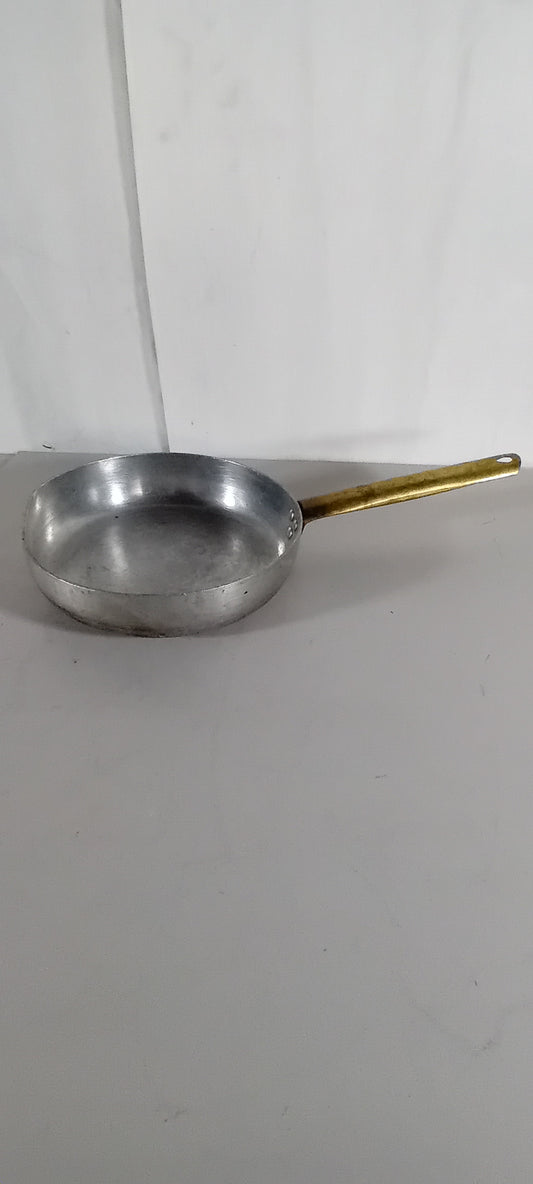 Padella professionale in alluminio con manico, Ø 24 cm — usata Attrezzatura da ristorazione usata Sd Service Store