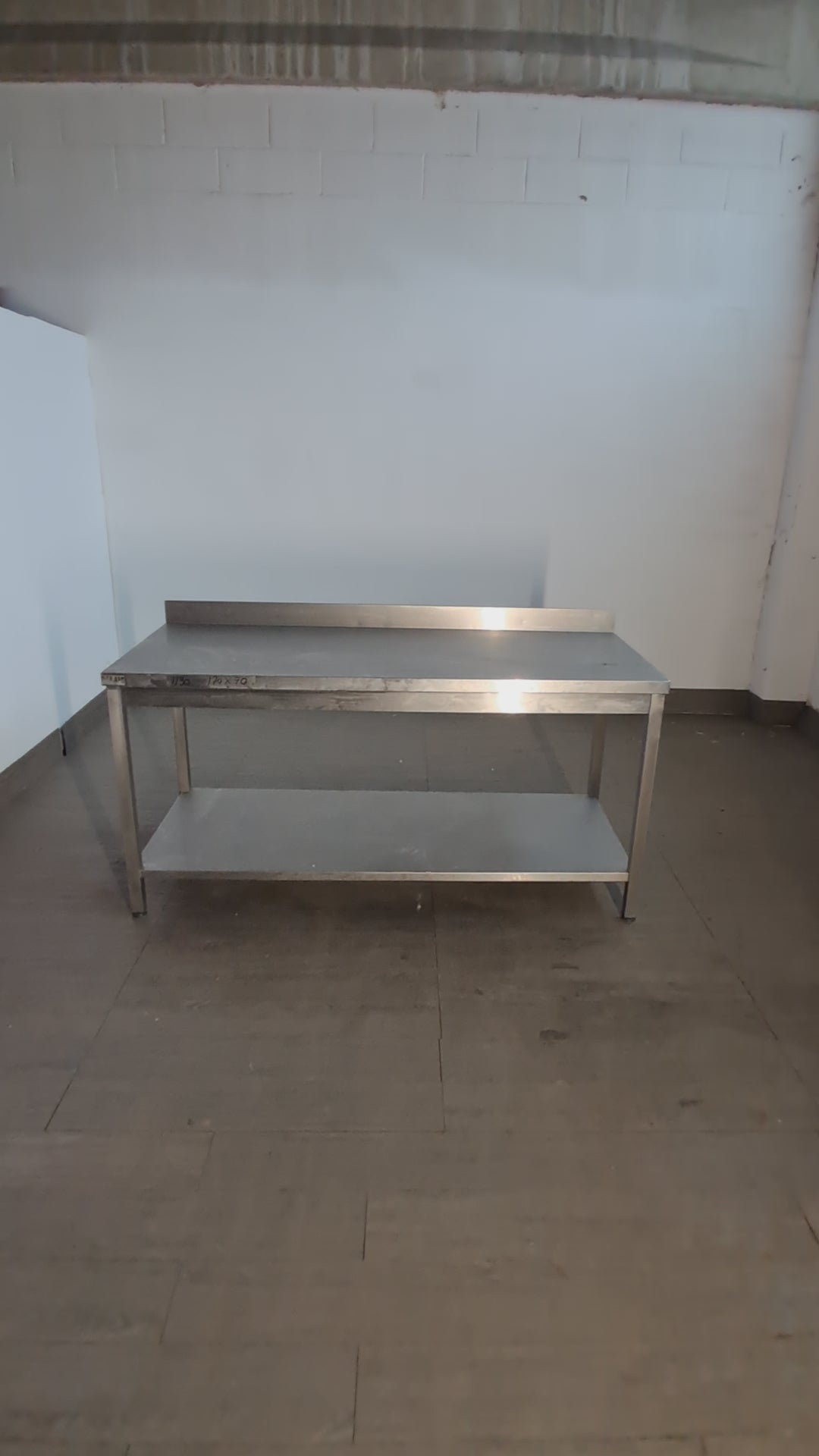 Tavolo inox AISI 304, L 190 cm, P 70 cm, H 85 cm — usato Attrezzatura da ristorazione usata Sd Service Store