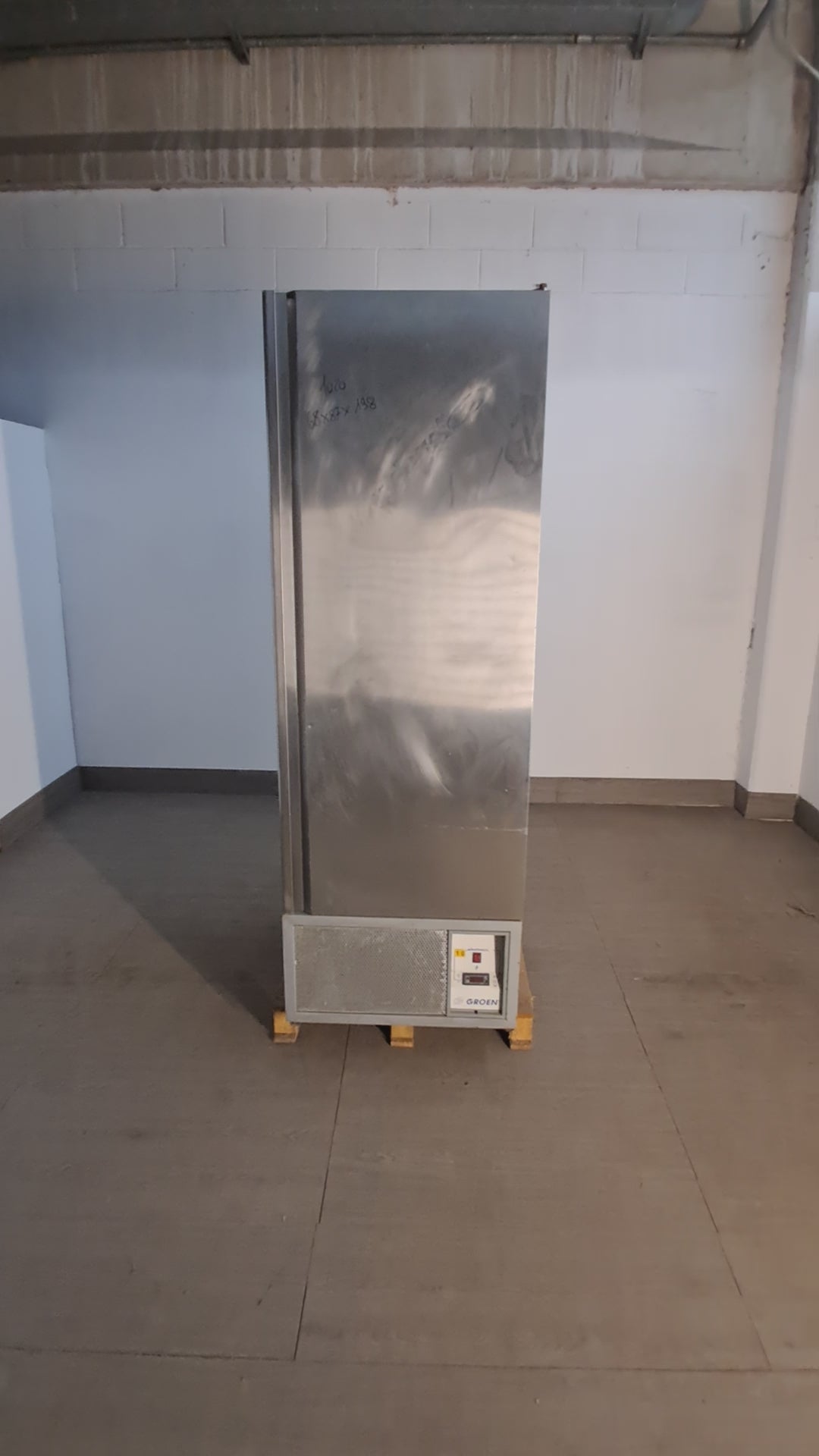 Freezer negativo - 18 usato in acciaio aisi 304 misure L 70 P 70 Alto 204 Attrezzatura da ristorazione usata Sd Service Store