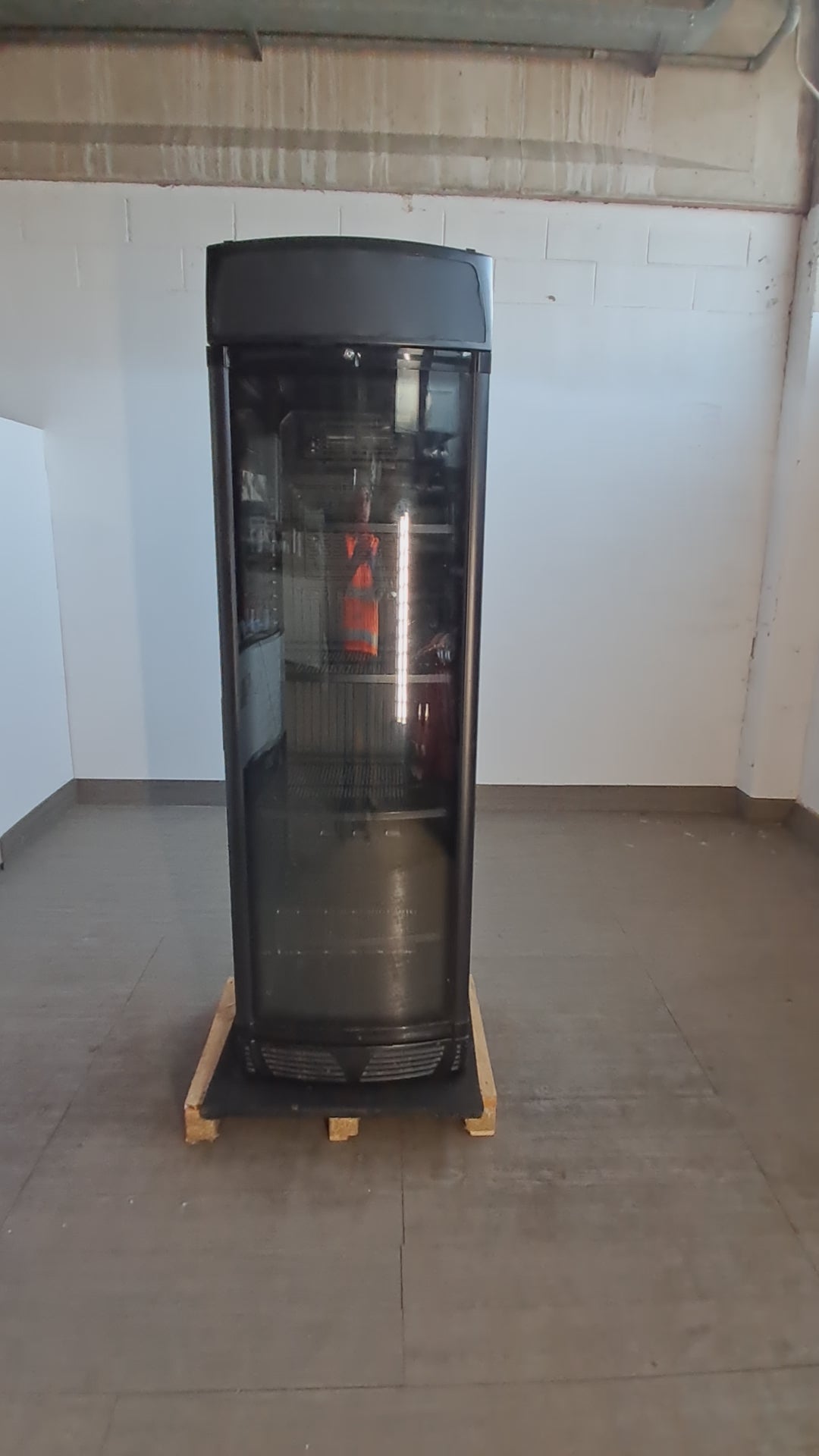 Vetrina refrigerata per bibite, L 198 cm, P 60 cm, H 60 cm — usata Attrezzatura da ristorazione usata Sd Service Store