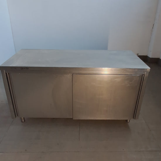 Banco in acciaio inox AISI 304 con 2 porte scorrevoli, L 160 cm, P 70 cm, H 85 cm — usato Attrezzatura da ristorazione usata Sd Service Store