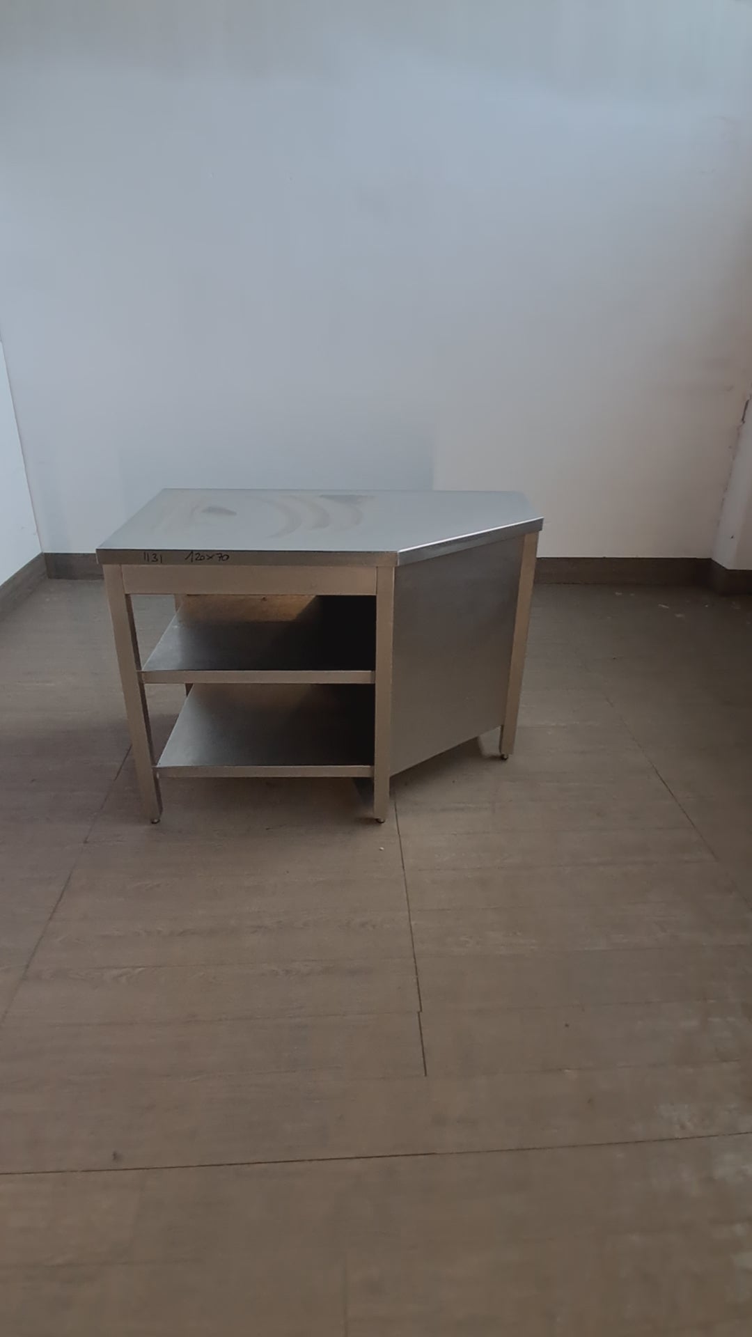 Tavolo in acciaio inox AISI 304, L 120 cm, P 70 cm, H 85 cm — usato Attrezzatura da ristorazione usata Sd Service Store