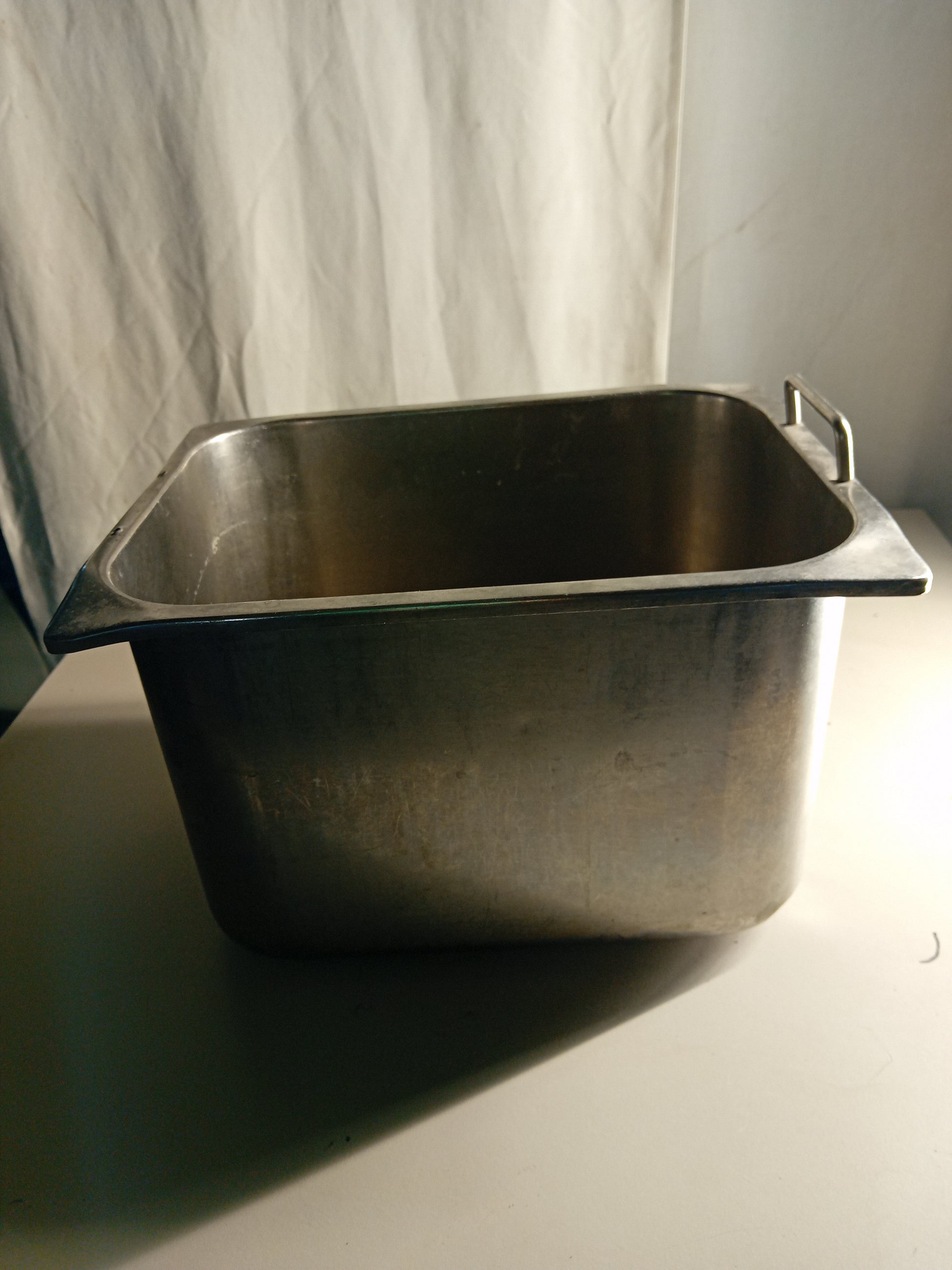 Contenitore gastronorm usato con manici 32cmx26cm altezza 19cm con 1 manico Ristorazione Sd Service Store