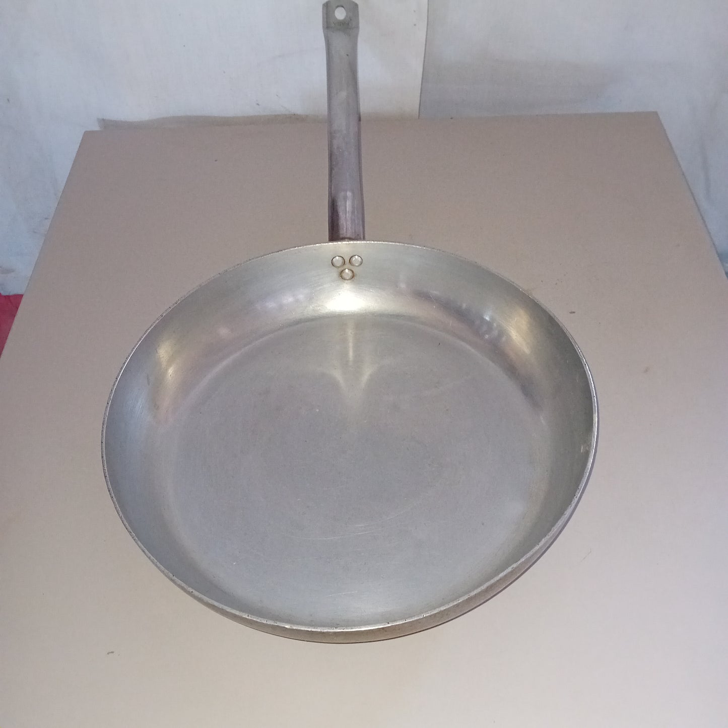 Padella in alluminio usata con manico diametro 37cm altezza 6cm Attrezzatura da ristorazione usata Sd Service Store