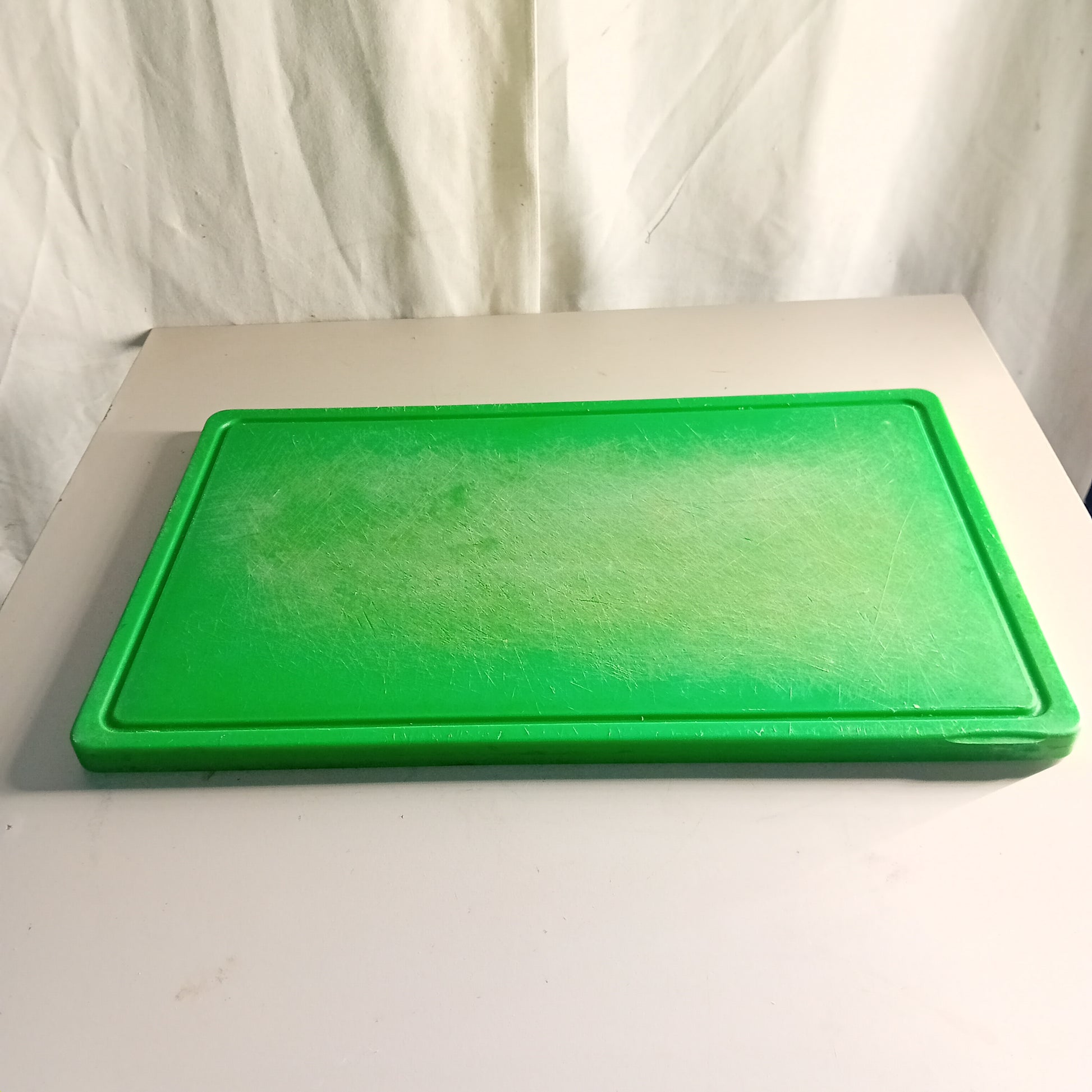 Tagliere in polietilene usato 53x32cm spessore 2cm Attrezzatura da ristorazione usata Sd Service Store