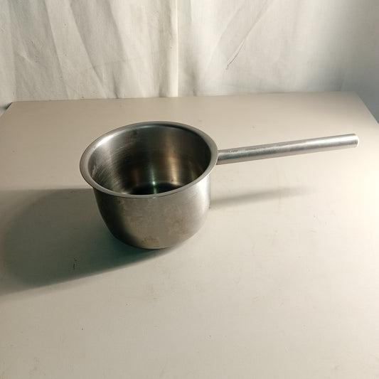 Pentola con manico in acciaio inox 18/10 usata diametro 16cm altezza 9cm Attrezzatura da ristorazione usata Sd Service Store