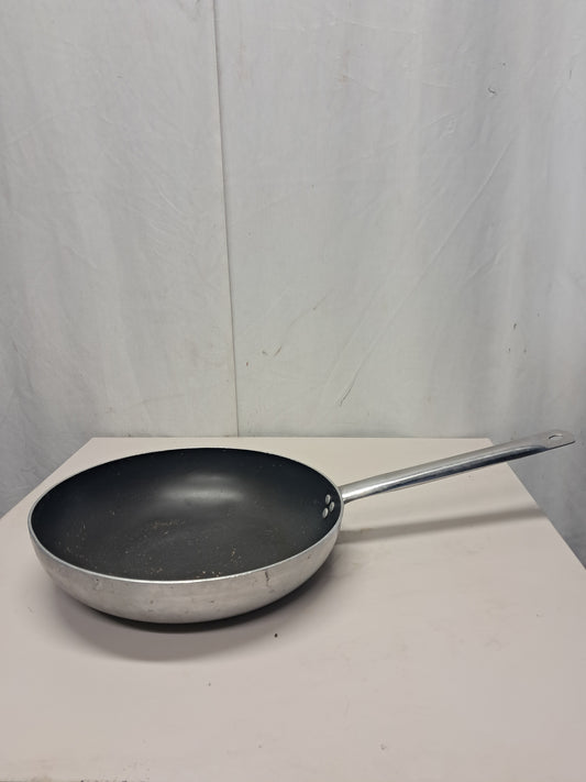 Padella in alluminio, diametro 32cm, altezza 6cm, usata per la ristorazione Attrezzatura da ristorazione usata Sd Service Store