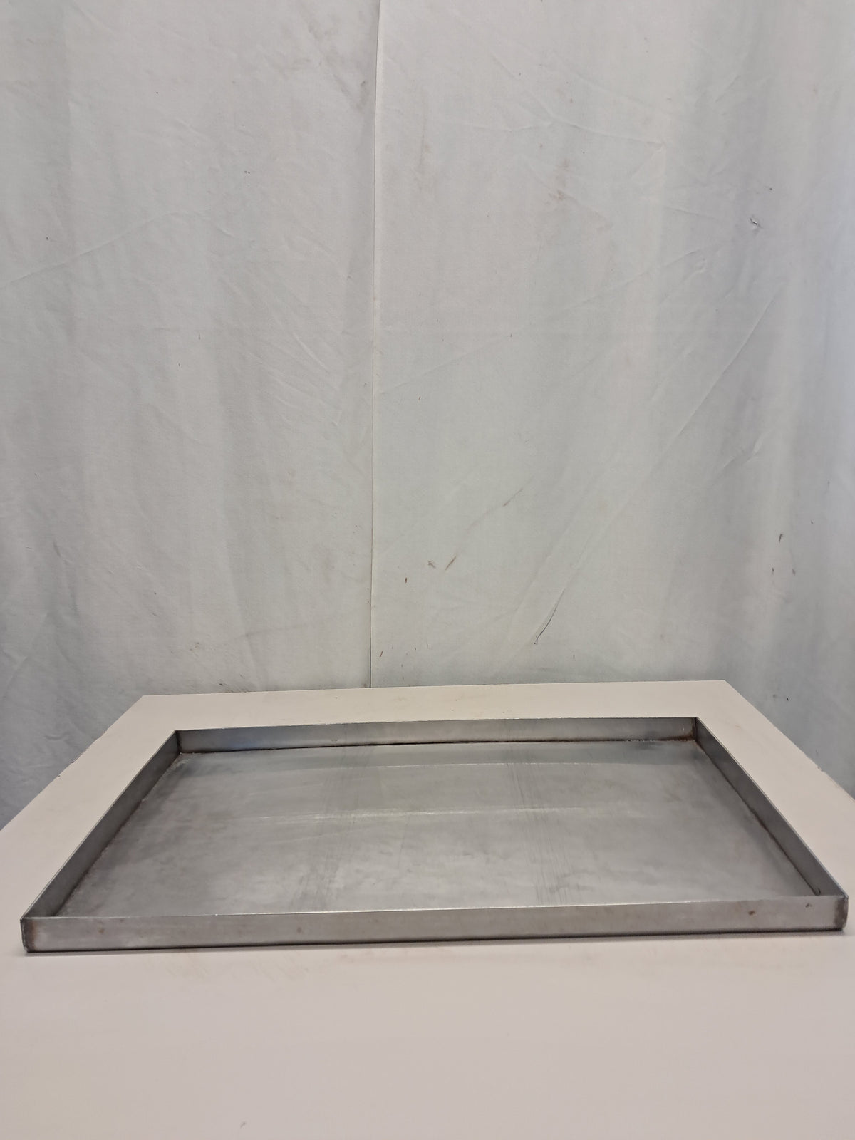 Teglia forno in acciaio 50x33 cm, altezza 2 cm, usata per la ristorazione