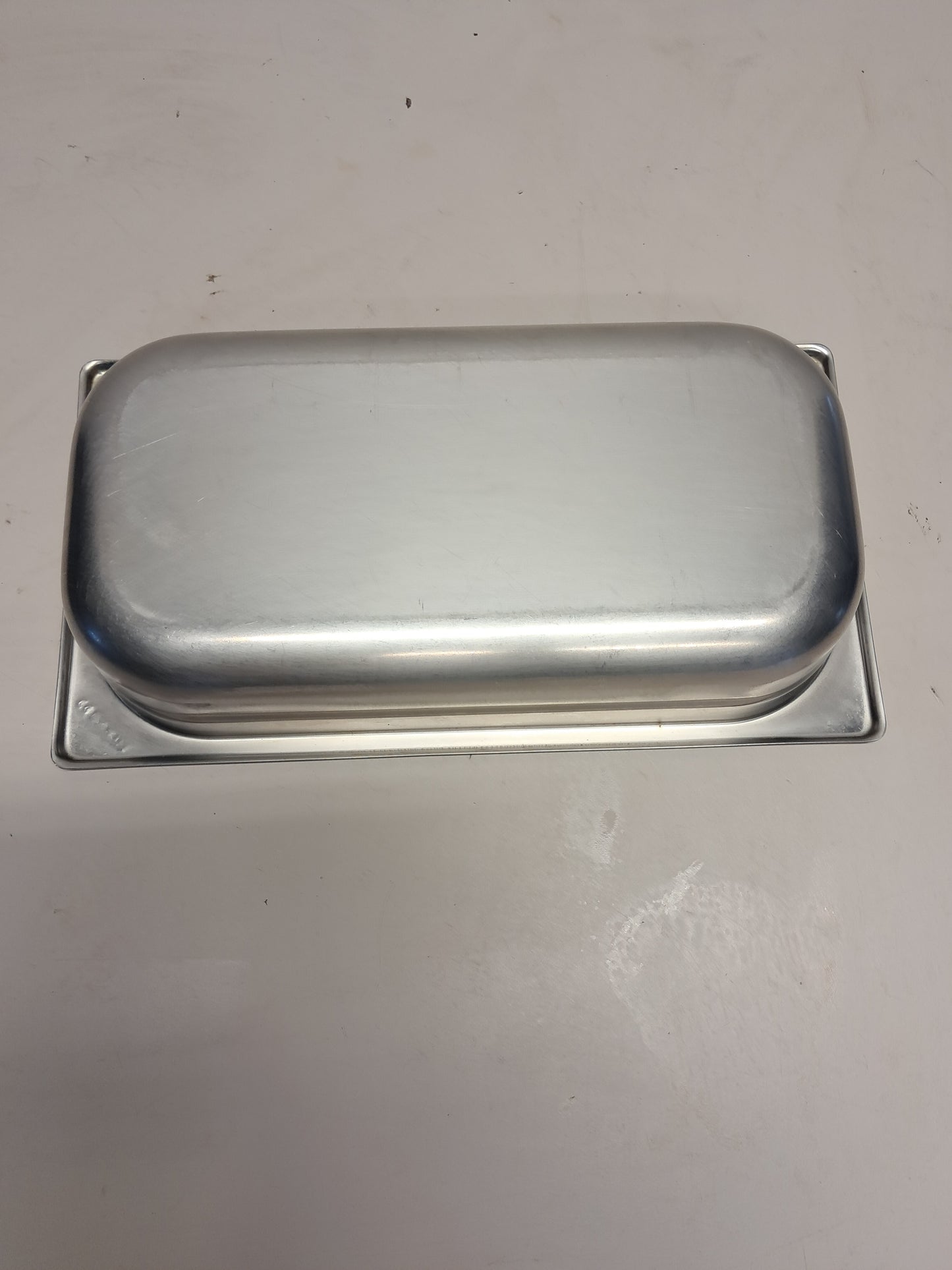Teglia gastronorm GN 1/3, 32x17,5cm, H 6cm, usata per la ristorazione Attrezzatura da ristorazione usata Sd Service Store