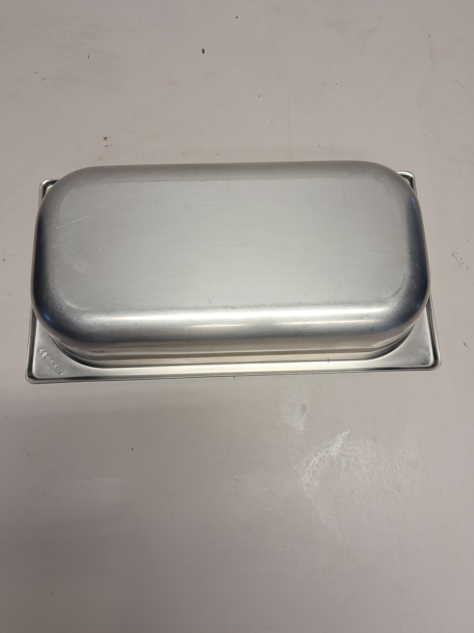 Teglia gastronorm GN 1/3, 32x17,5cm, H 6cm, usata per la ristorazione Attrezzatura da ristorazione usata Sd Service Store