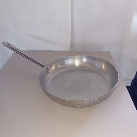 Padella in alluminio usata con manico diametro 37cm altezza 6cm Attrezzatura da ristorazione usata Sd Service Store