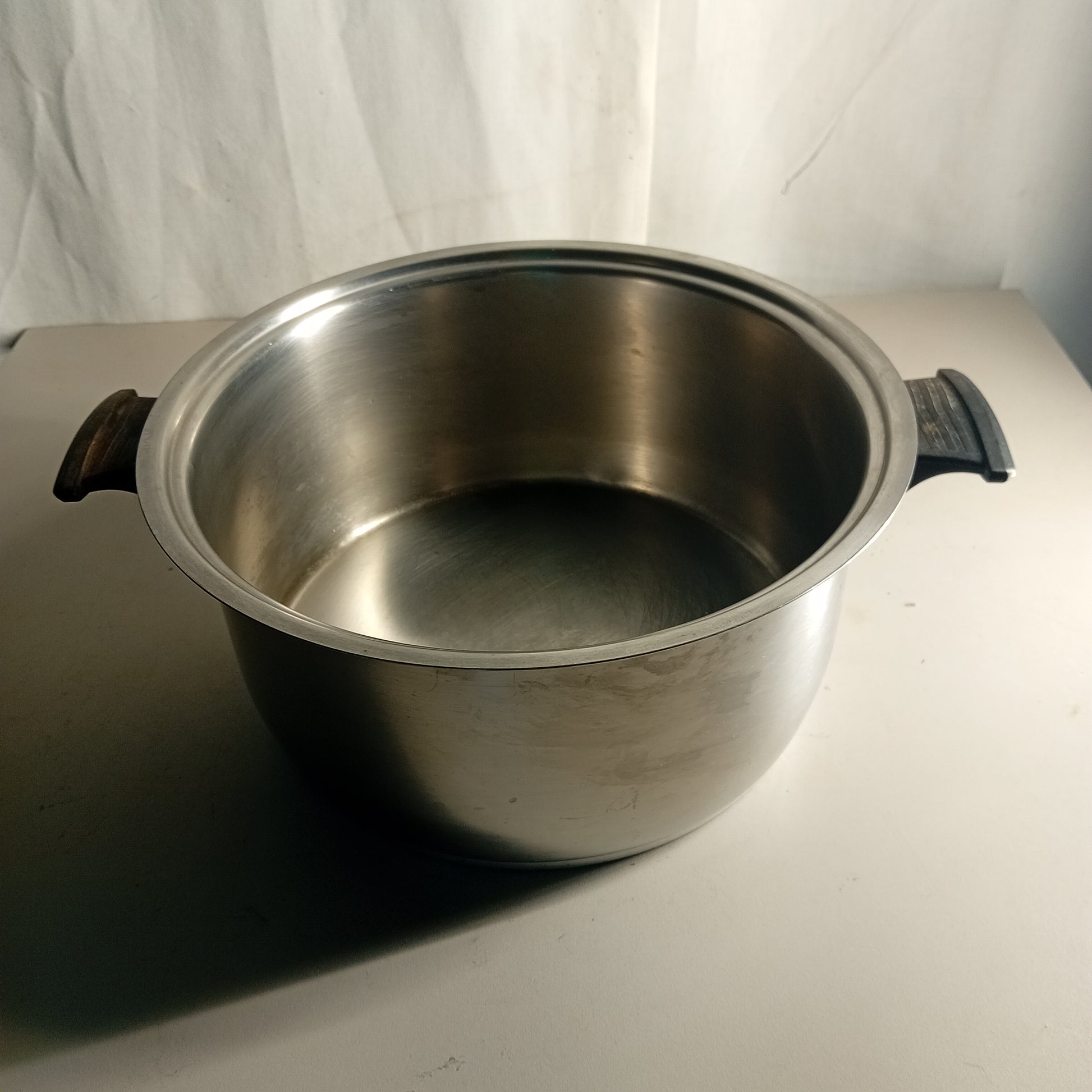 Pentola in acciaio inox 18/10 per induzione, Ø 30 cm; H 14 cm, usata per la ristorazione Attrezzatura da ristorazione usata Sd Service Store
